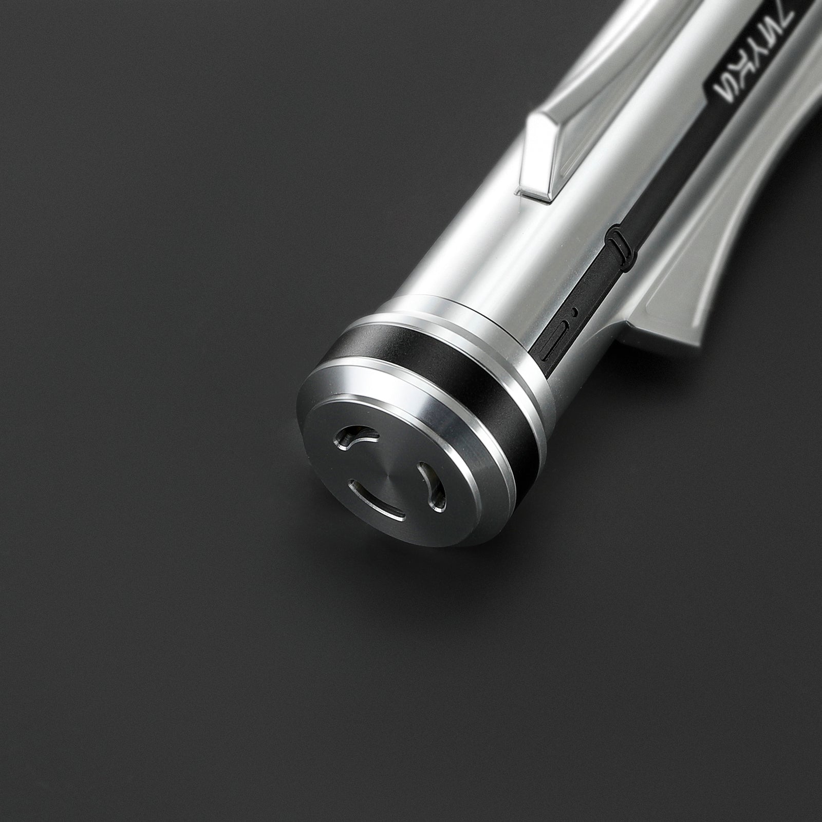 Raven V1 – Legacy Saber
