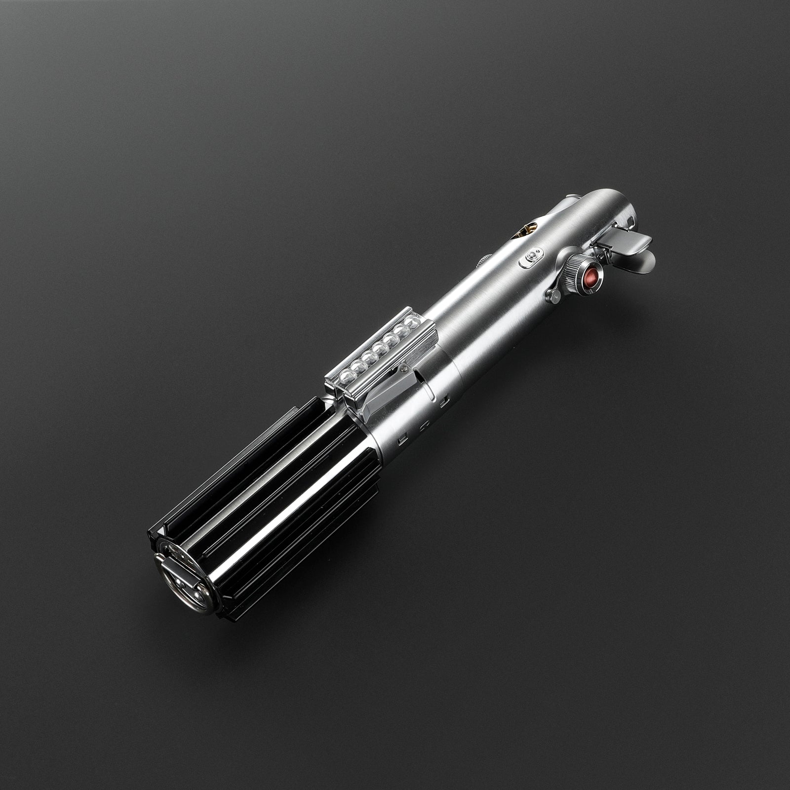Luke E4 V1 – Legacy Saber