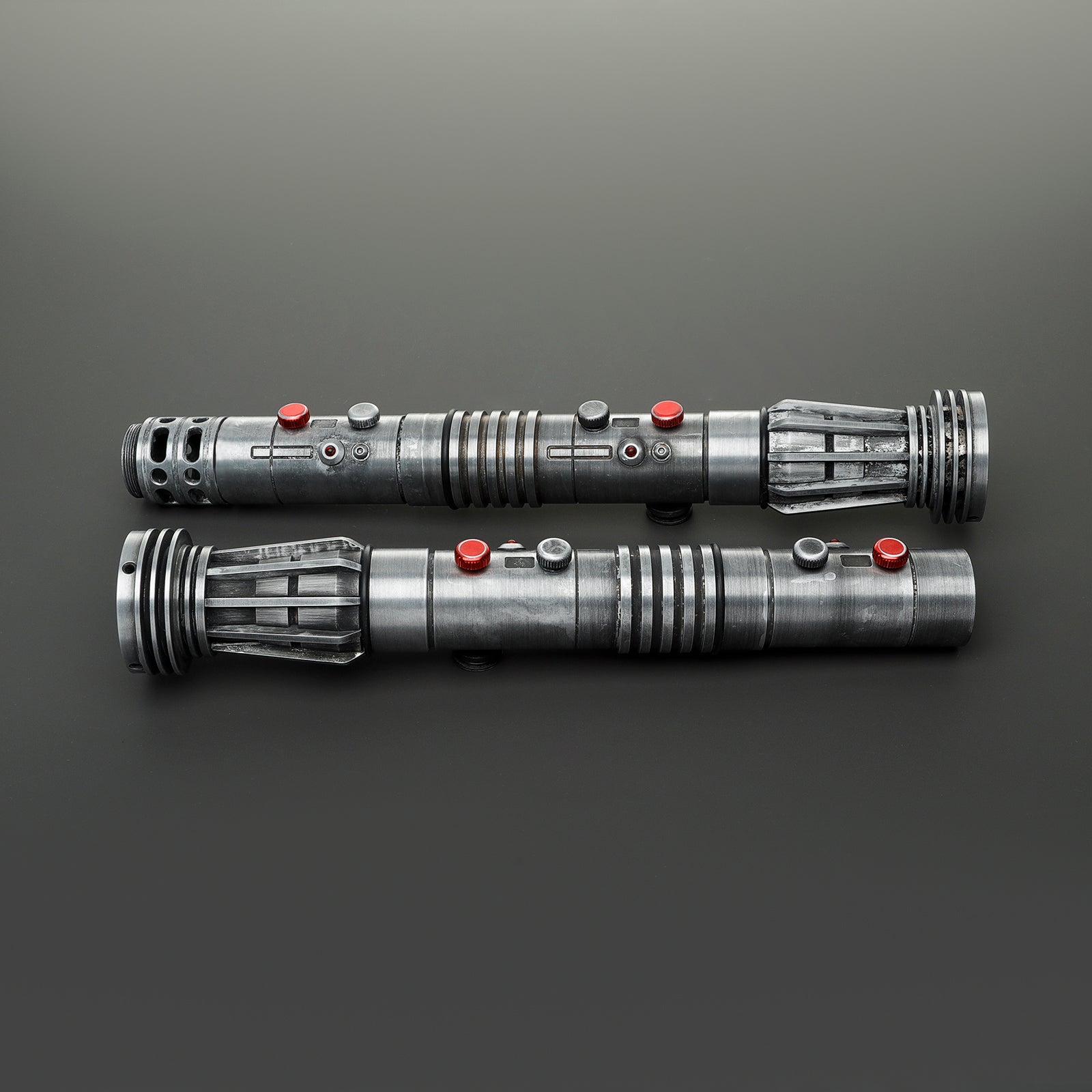 Maul E1 Weathered – Legacy Saber