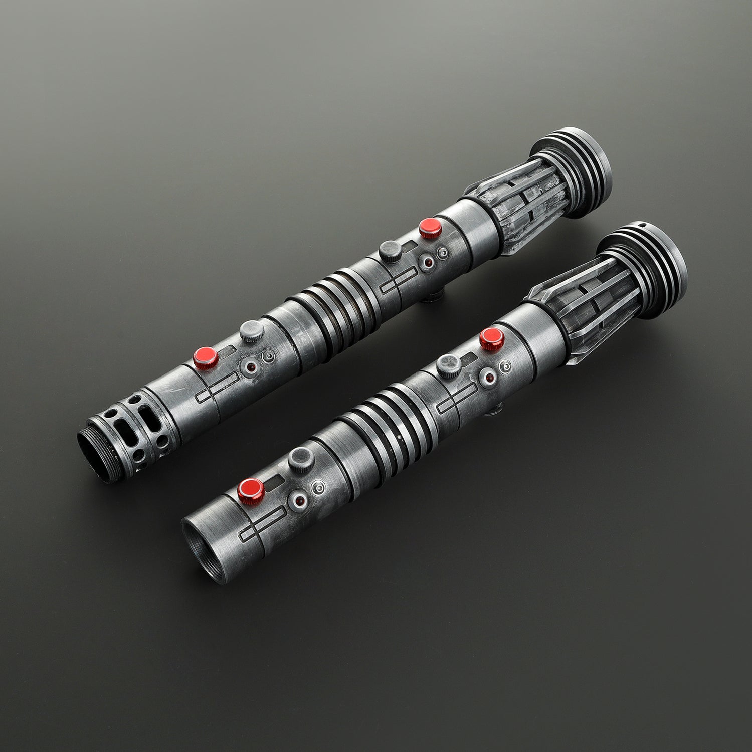 Maul E1 Weathered – Legacy Saber