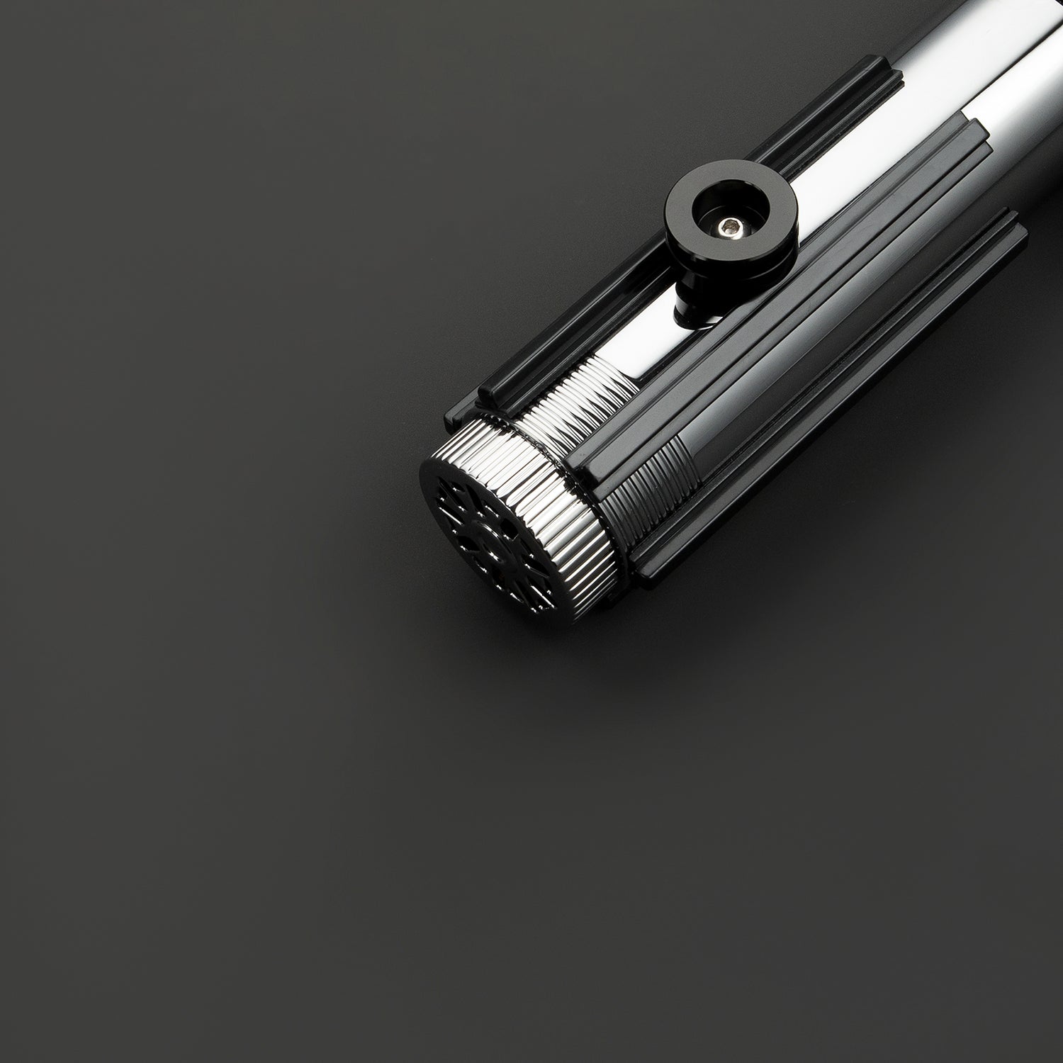 Ani E2 – Legacy Saber